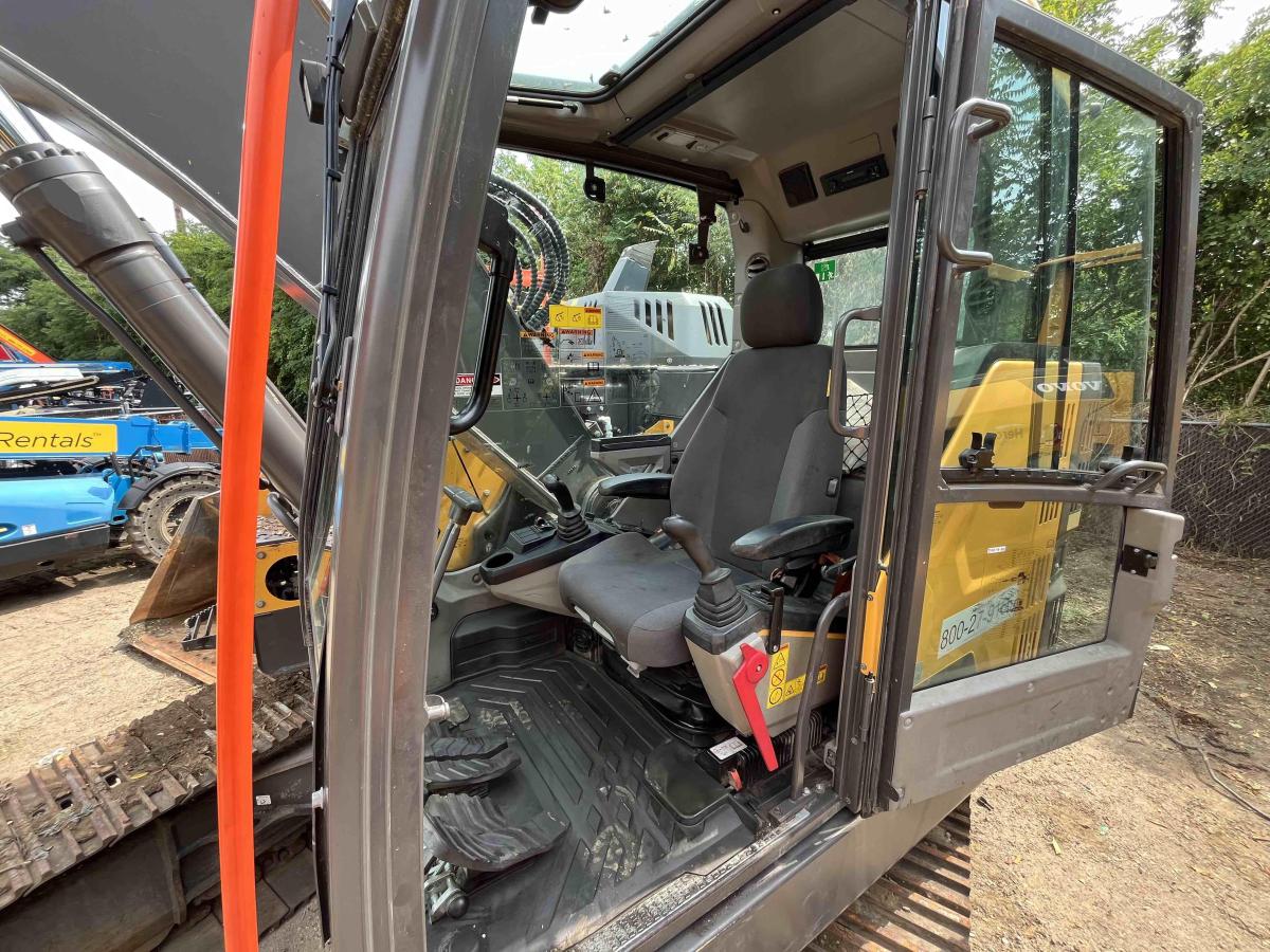 2020 Volvo ECR235EL-2