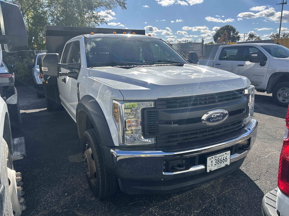 2018 Ford F550-16