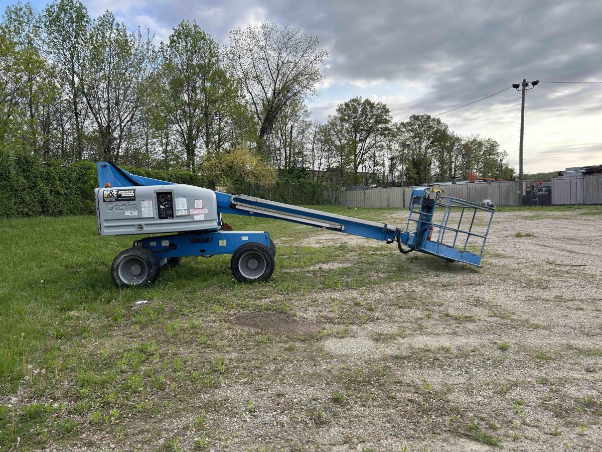 2016 Genie S-40