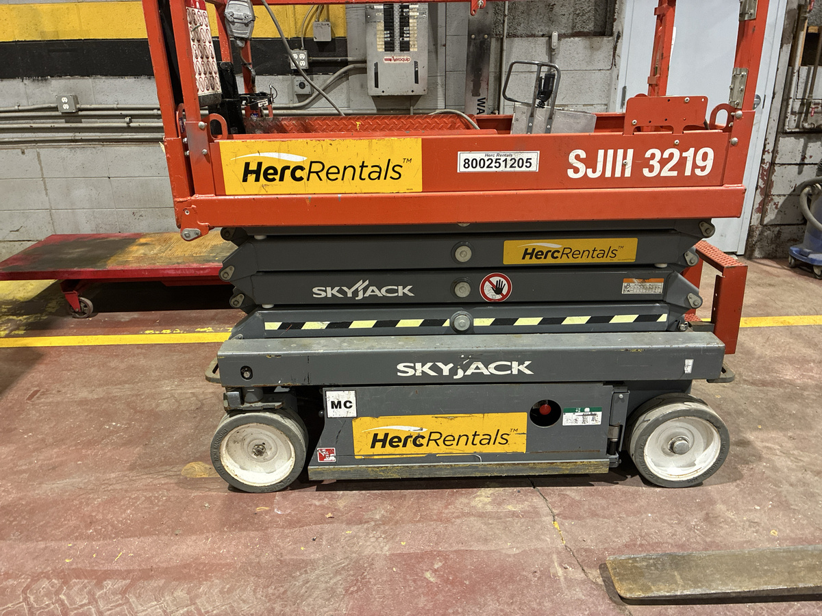 2019 Skyjack SJ3219-8