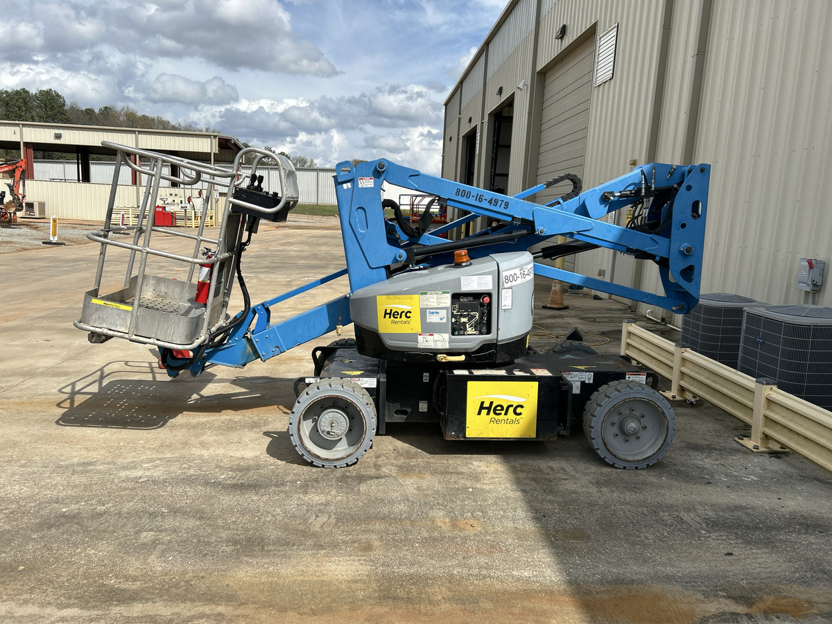 2017 Genie Z-33/18-5