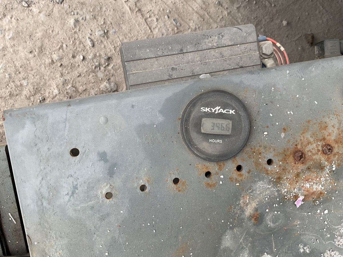 2017 Skyjack SJ4740-5