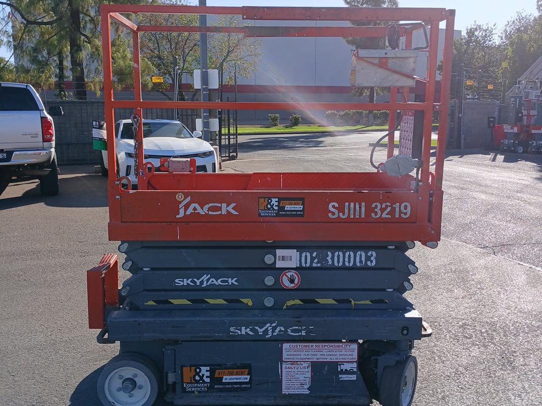 2017 Skyjack SJ3219