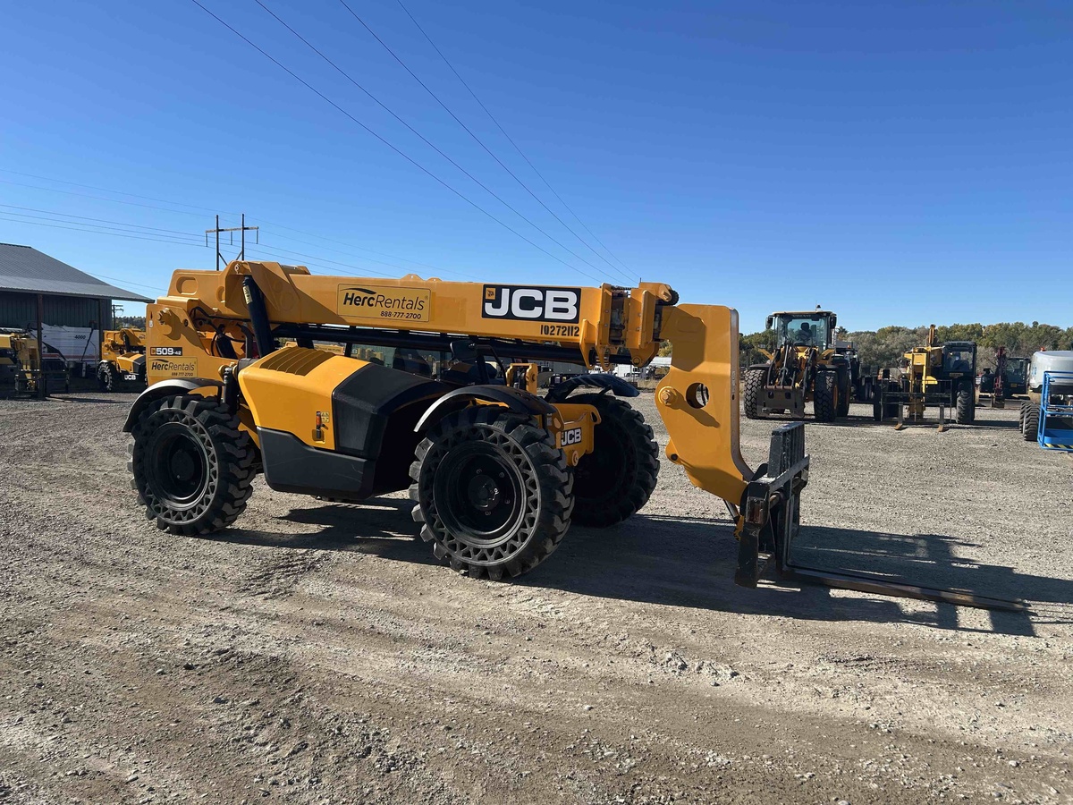 2019 JCB 509-42