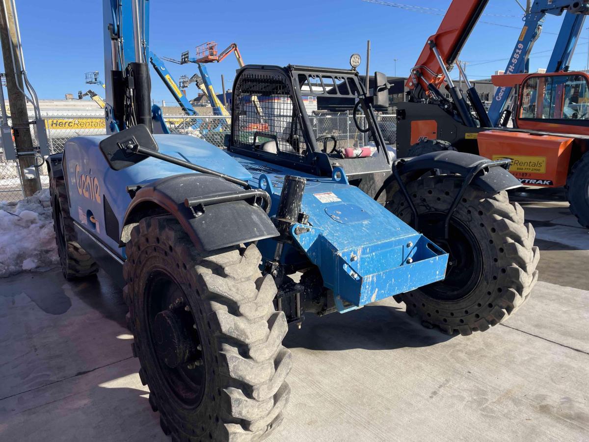 2018 Genie GTH 844