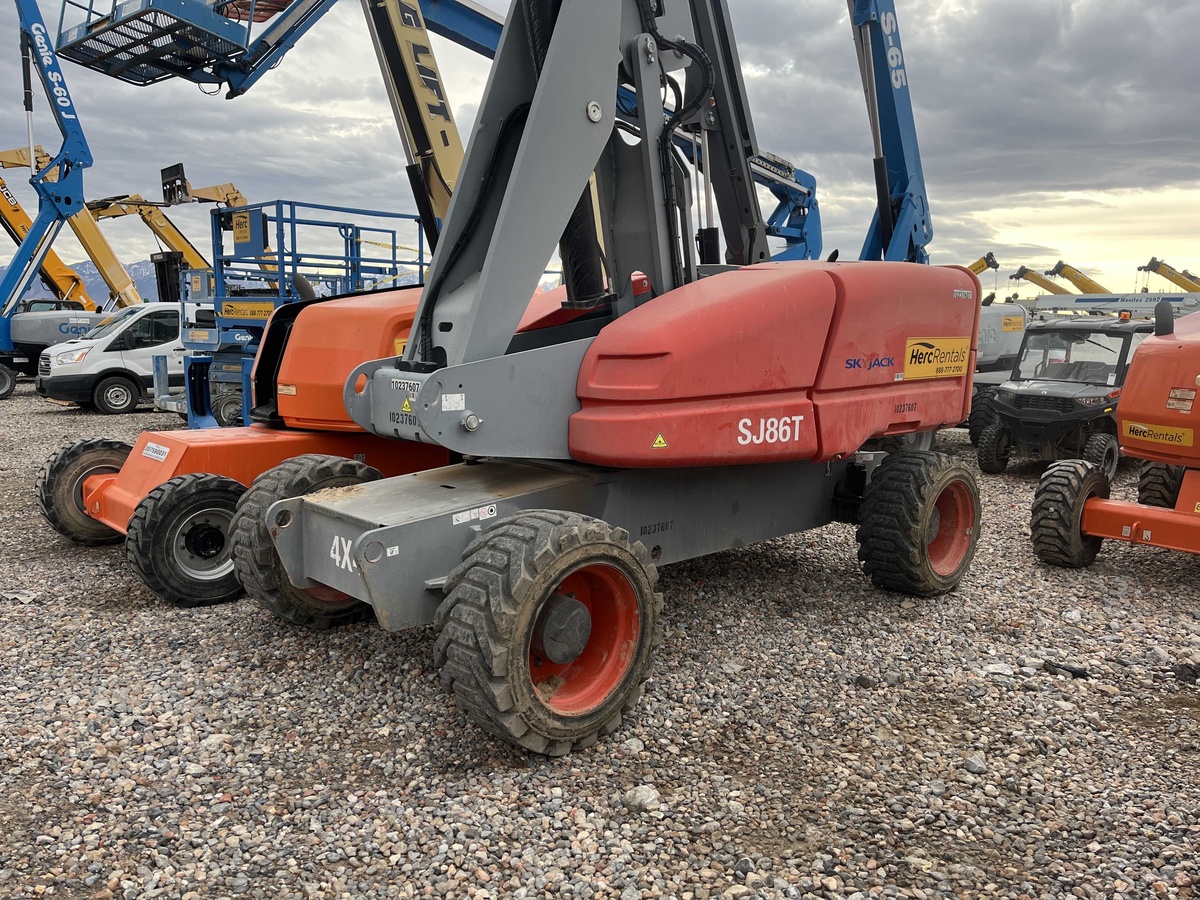 2018 Skyjack SJ86 T
