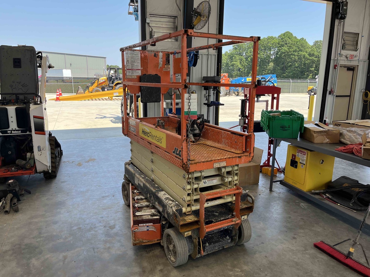 2018 JLG 1932R-4