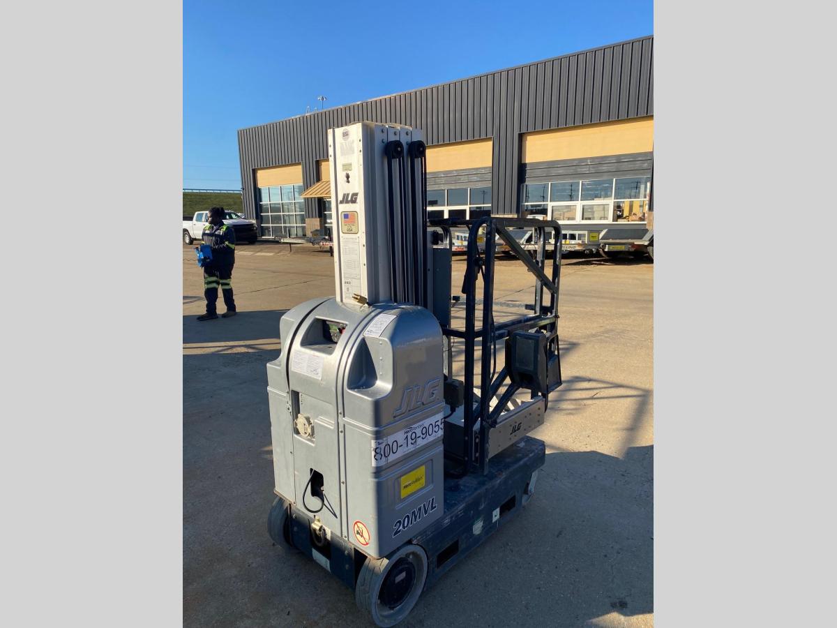 2018 JLG 20MVL