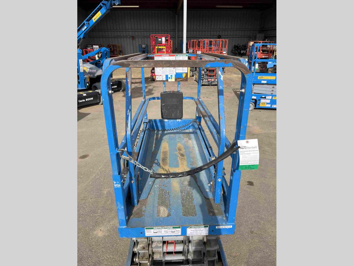 2018 Genie GS-1930