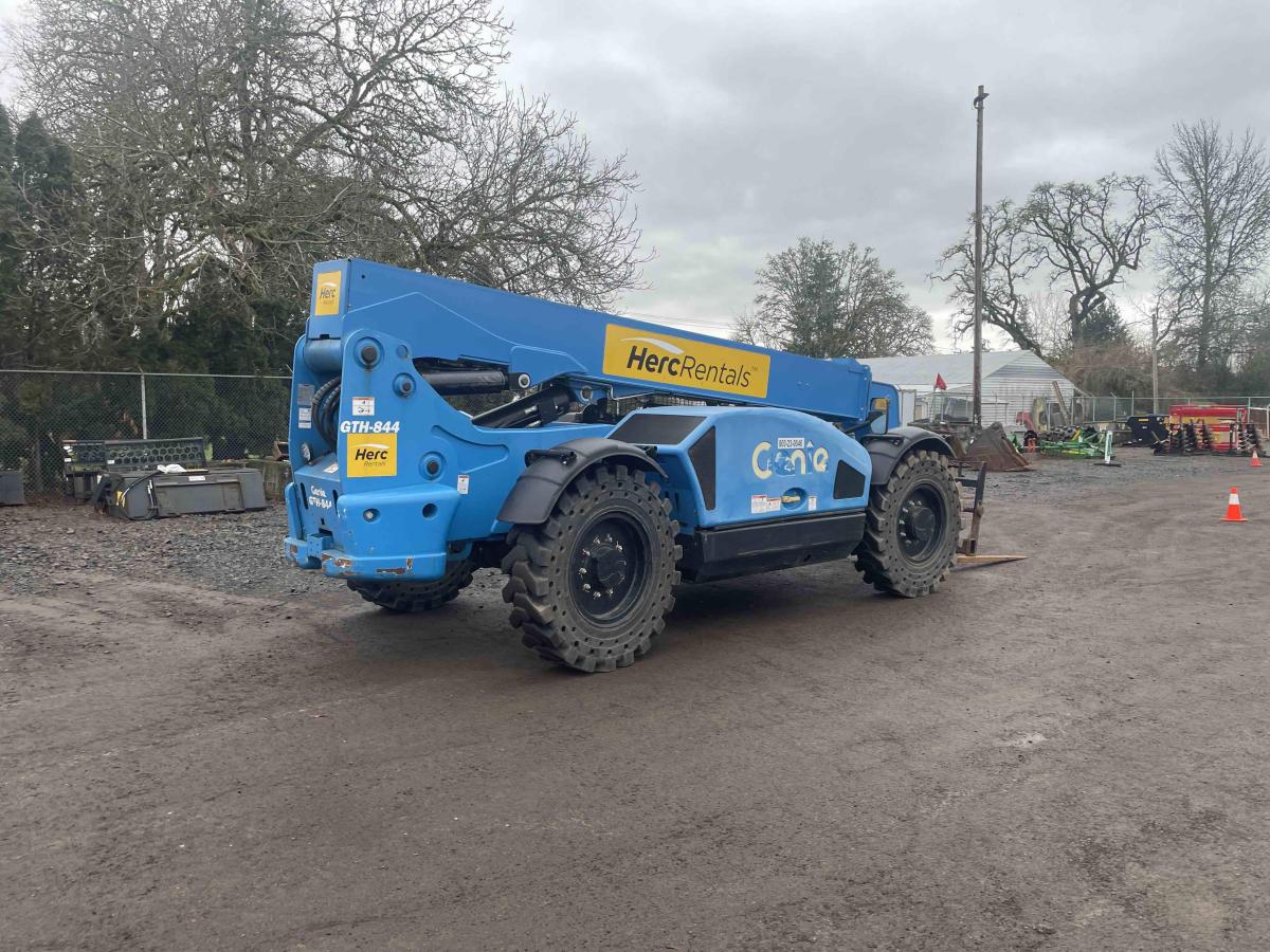 2018 Genie GTH 844-4