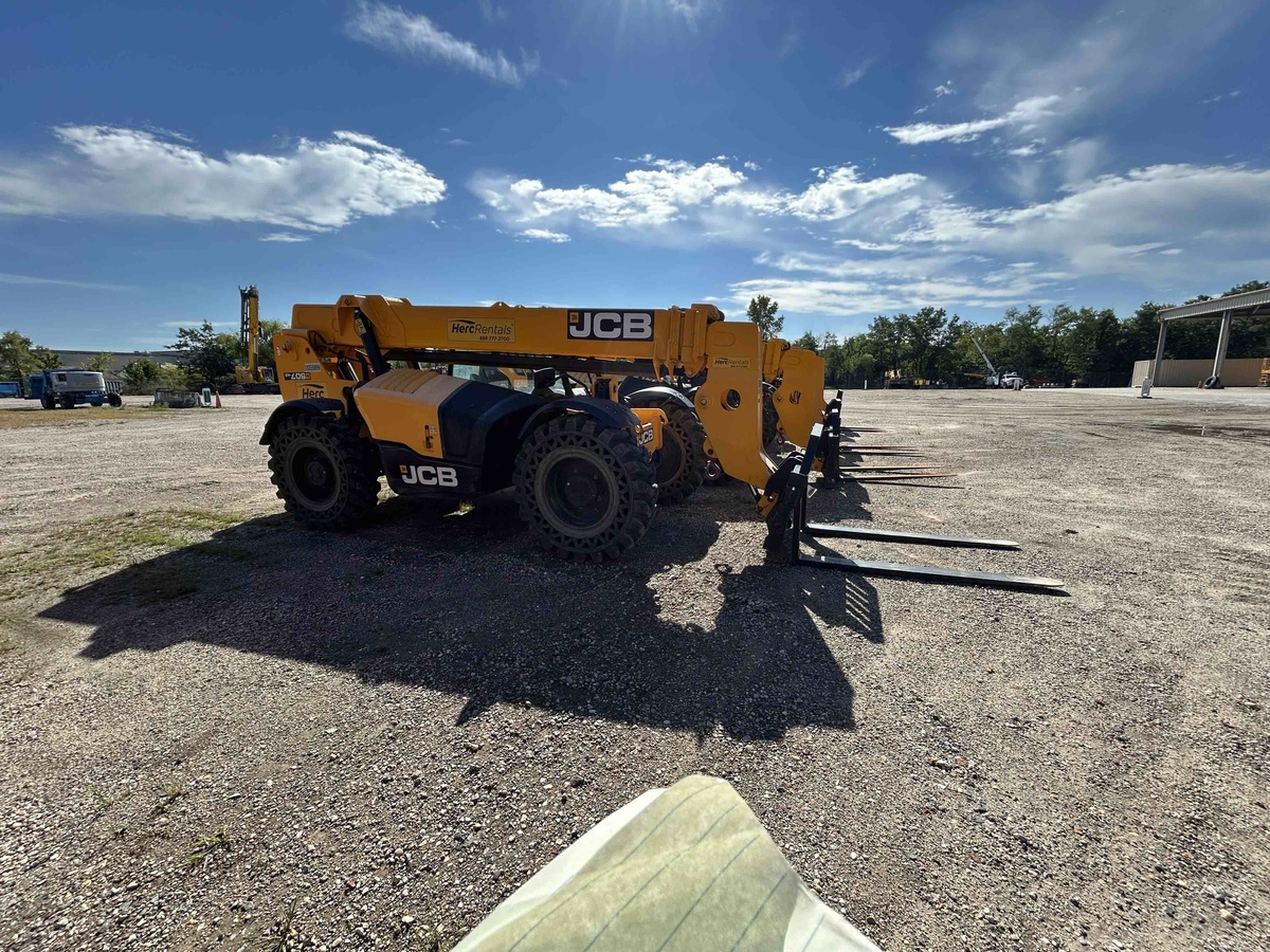 2022 JCB 507-42-1