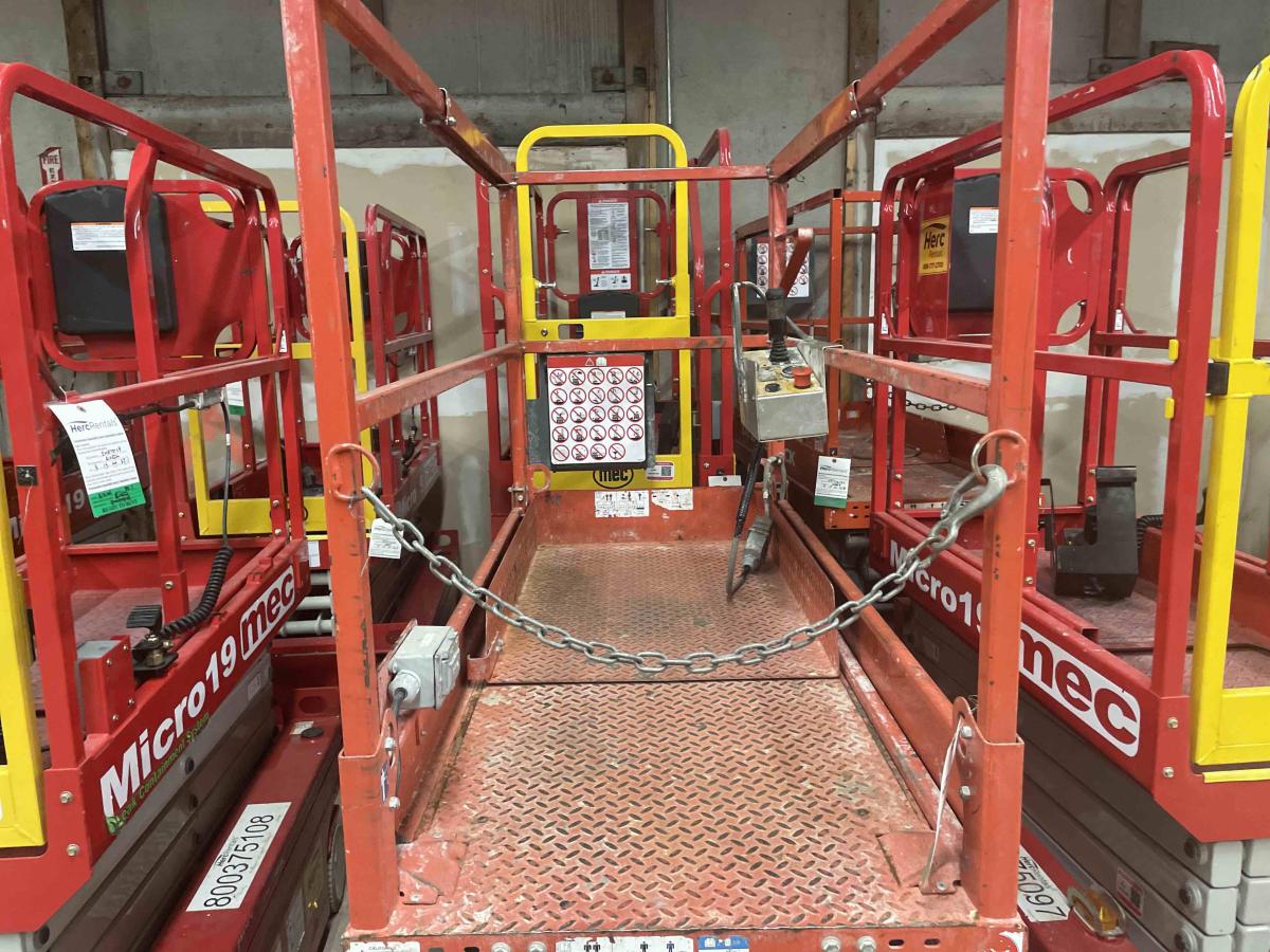 2017 Skyjack SJ3219