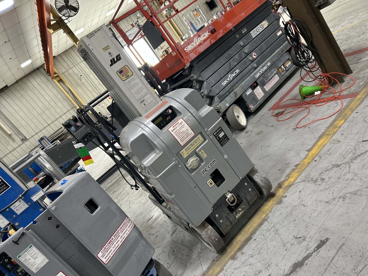 2018 JLG 20MVL-2