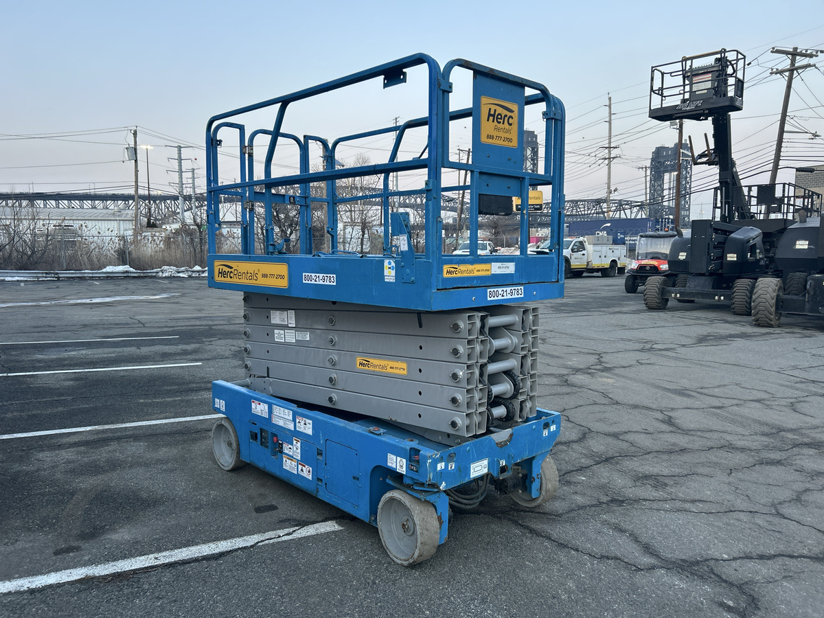 2018 Genie GS-4047-4