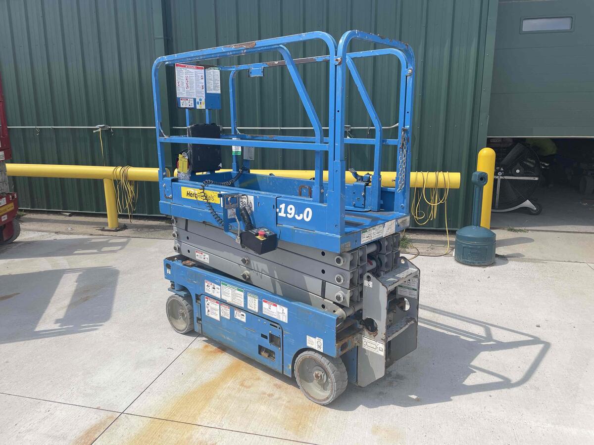 2018 Genie GS-1930-4