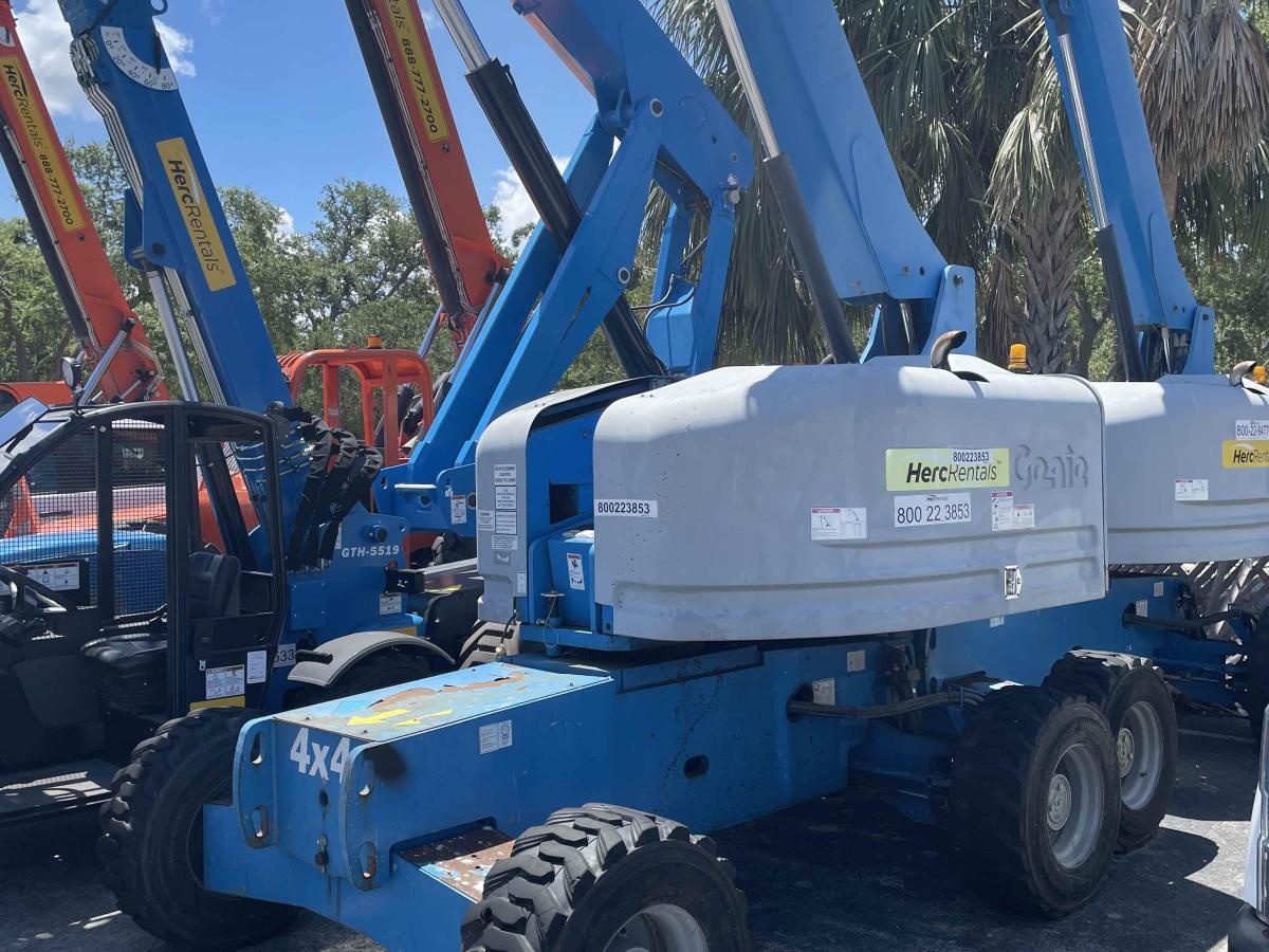 2018 Genie S-45