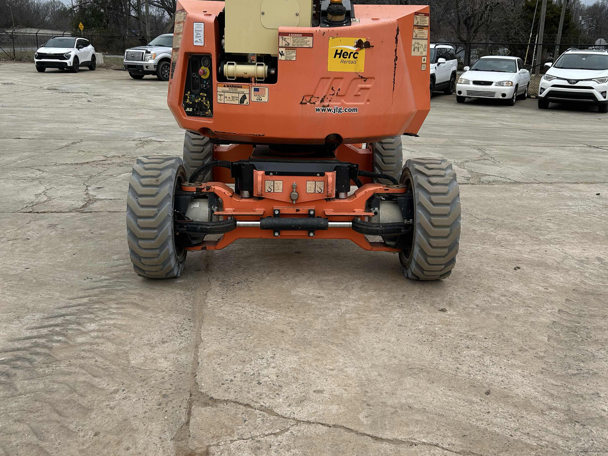 2018 JLG H340AJ-4