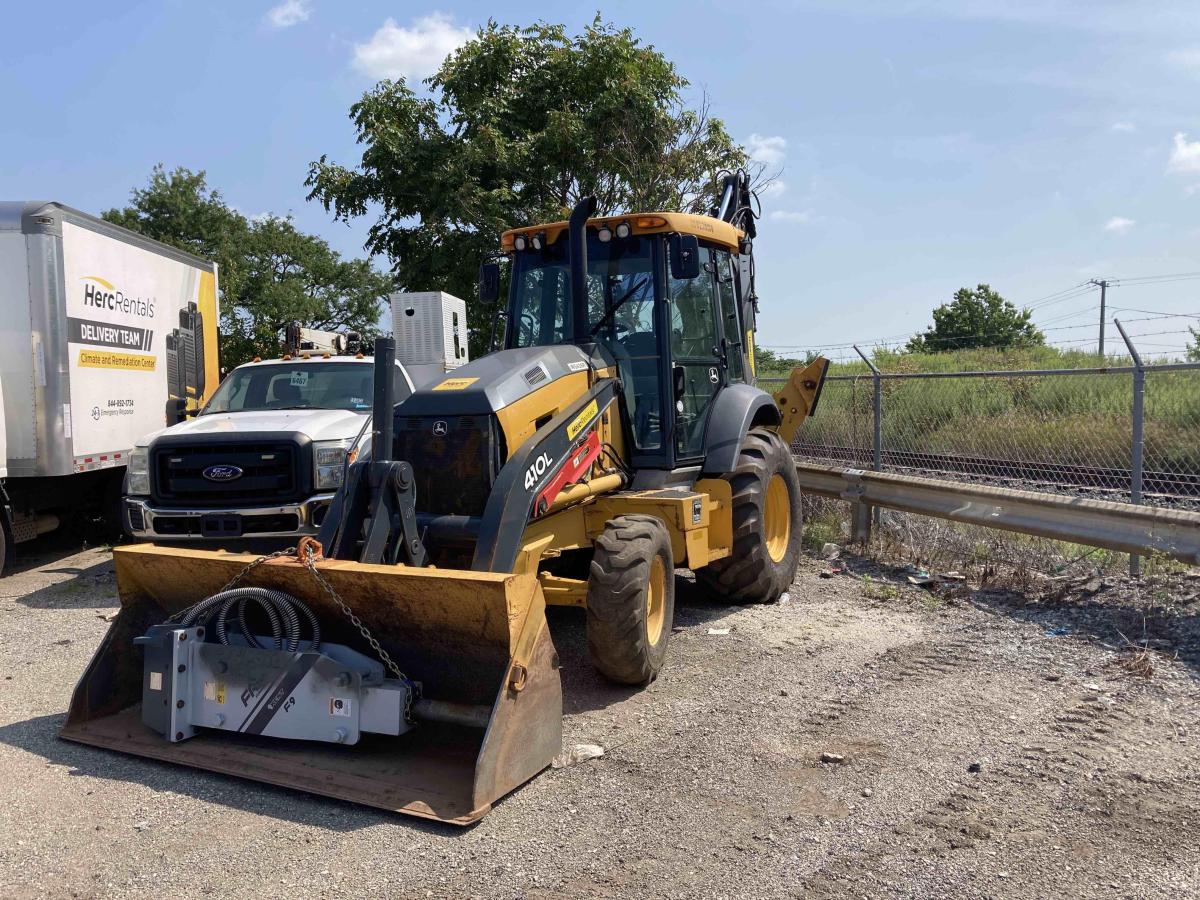 2018 John Deere 410L