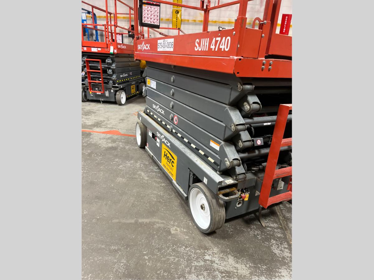 2018 Skyjack SJ4740