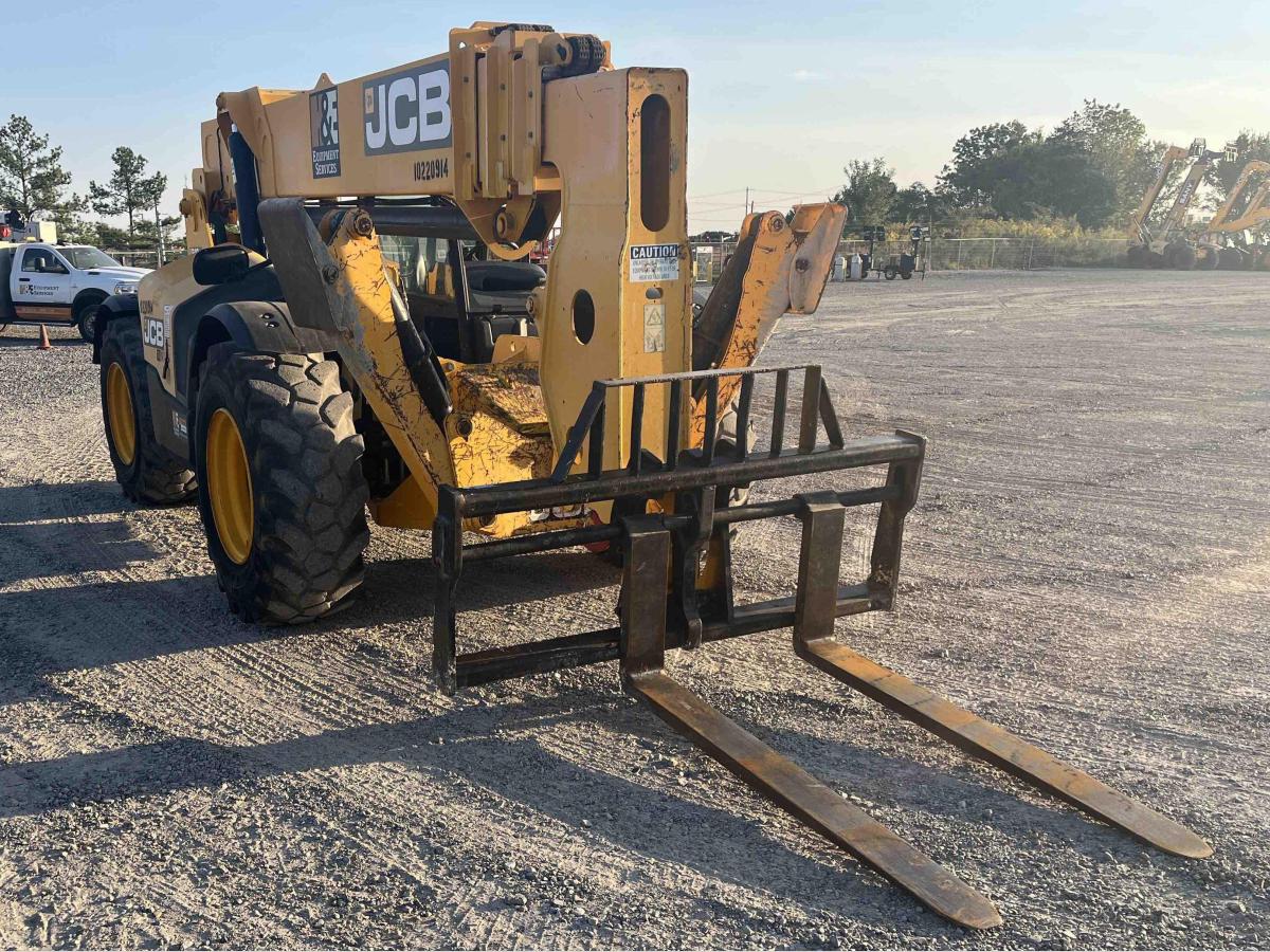 2017 JCB 510-56-2