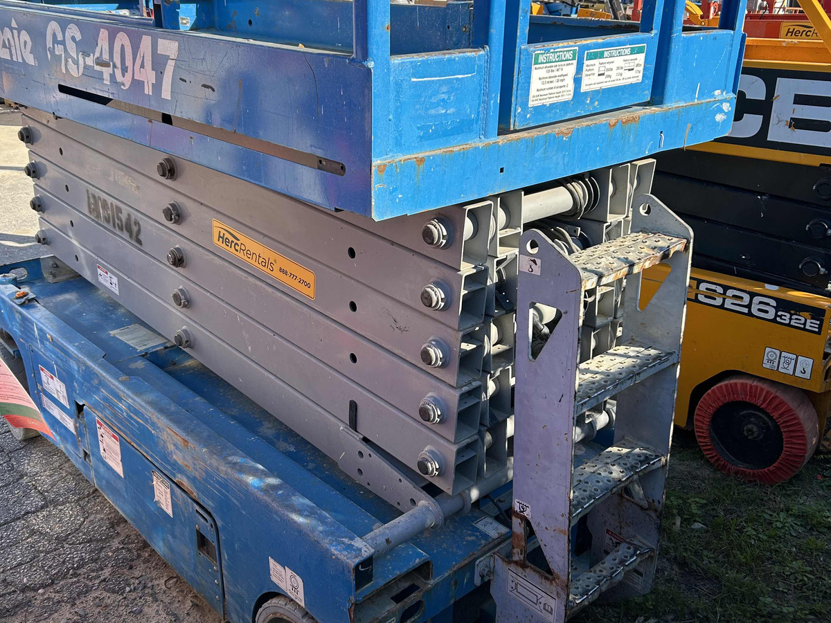 2016 Genie GS-4047-2
