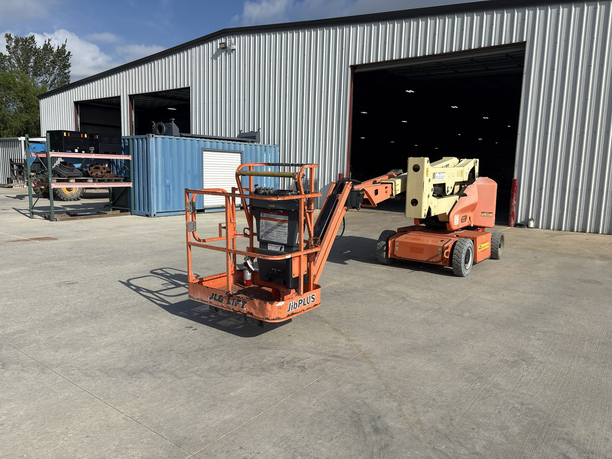 2018 JLG E400AJPN-4
