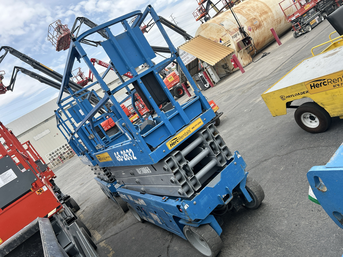 2017 Genie GS-2632-4