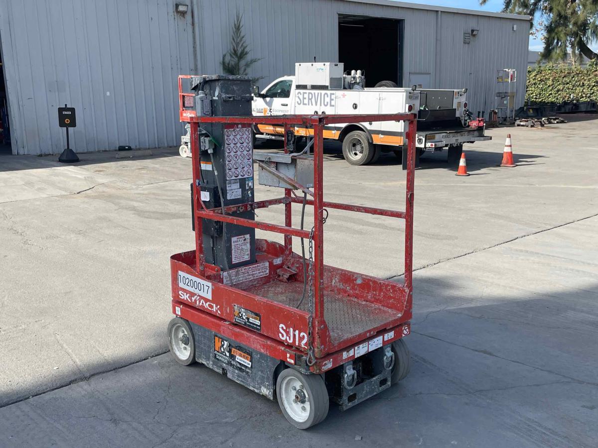 2016 Skyjack SJ12