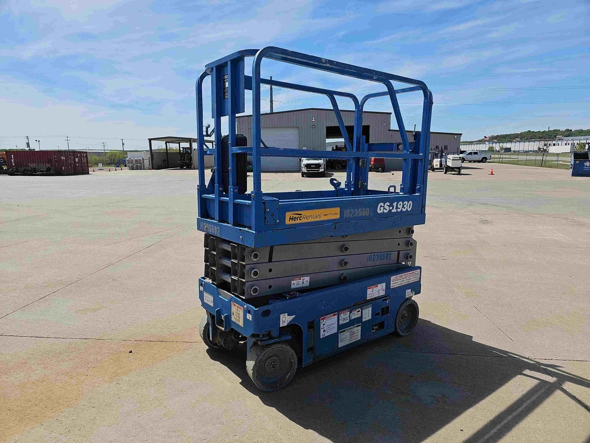 2018 Genie GS-1930-4