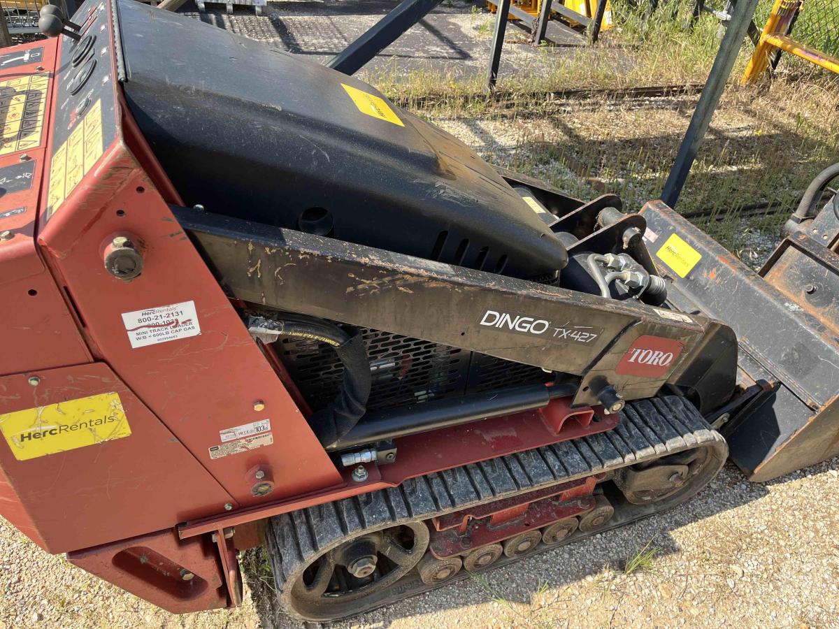 2018 Toro DINGO TX 427
