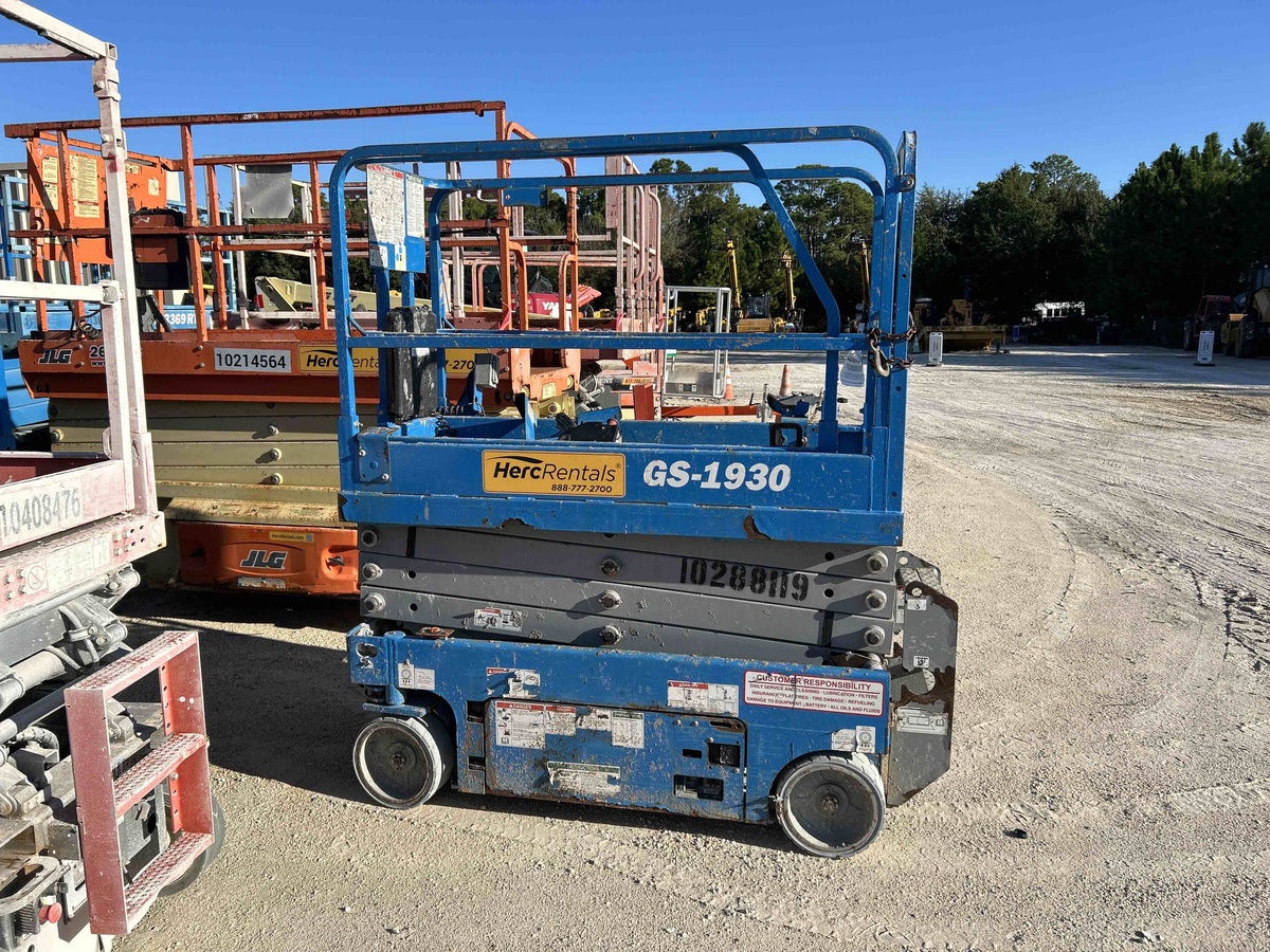 2019 Genie GS-1930