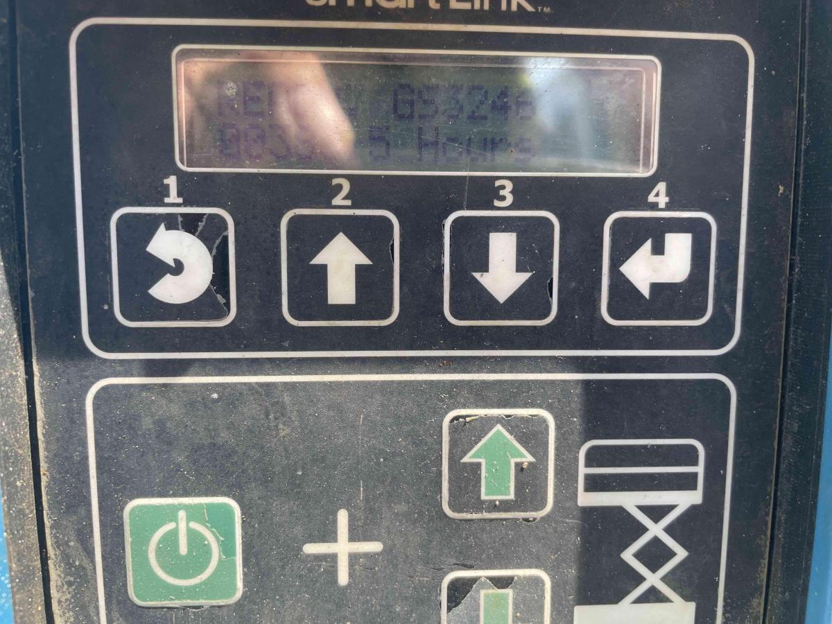 2016 Genie GS-3246