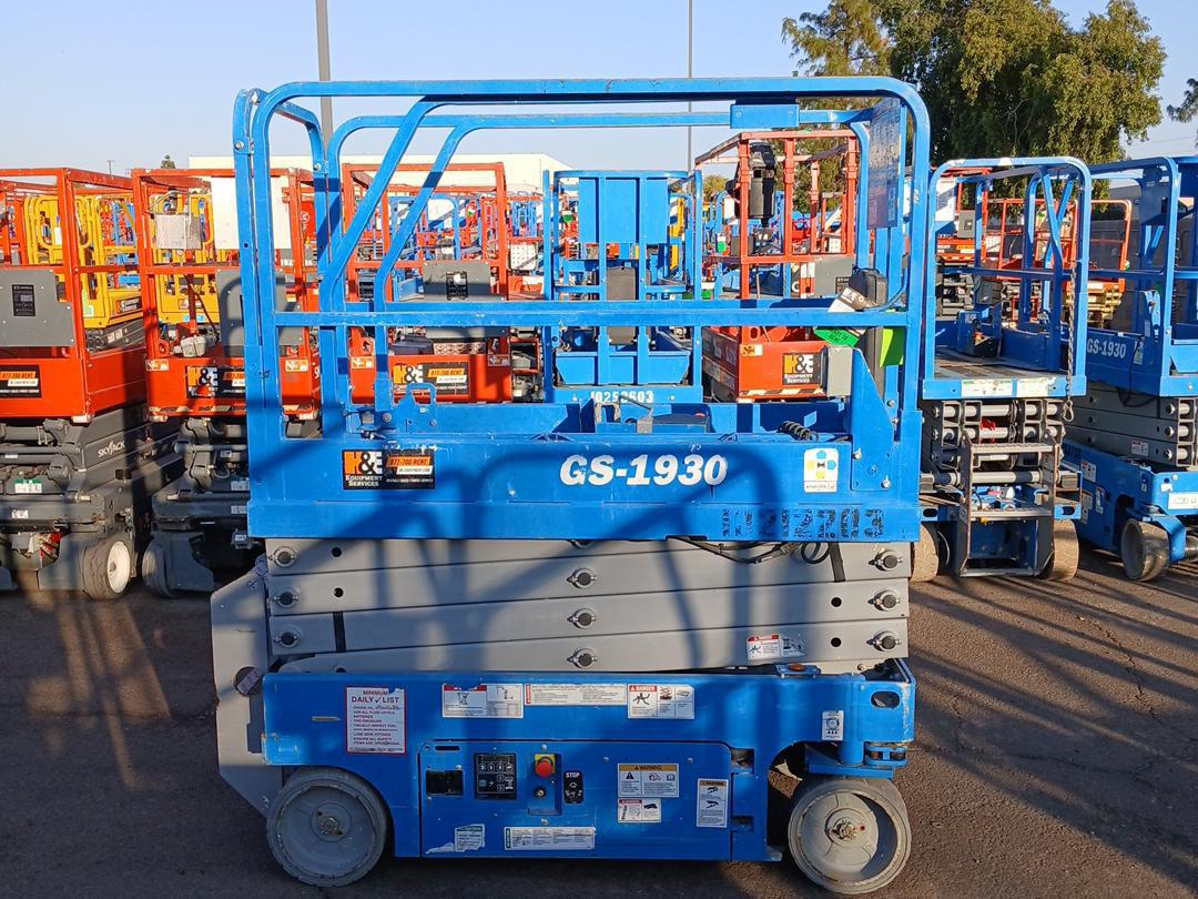 2017 Genie GS-1930