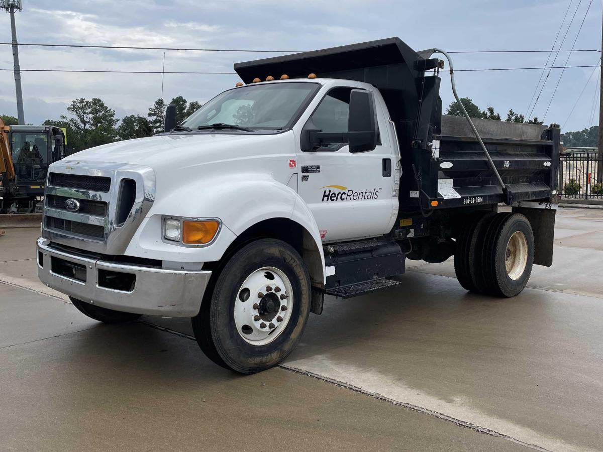 2015 Ford F650