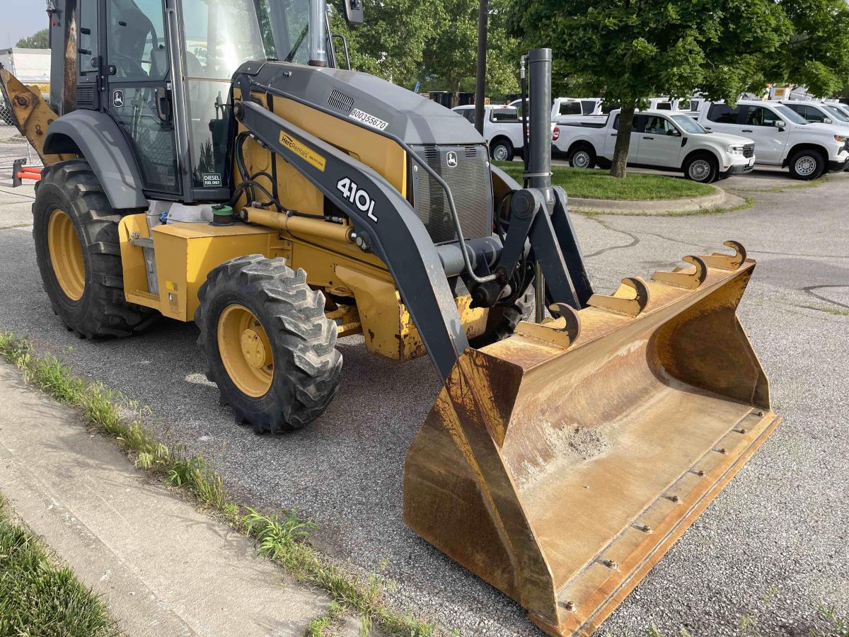 2018 John Deere 410L