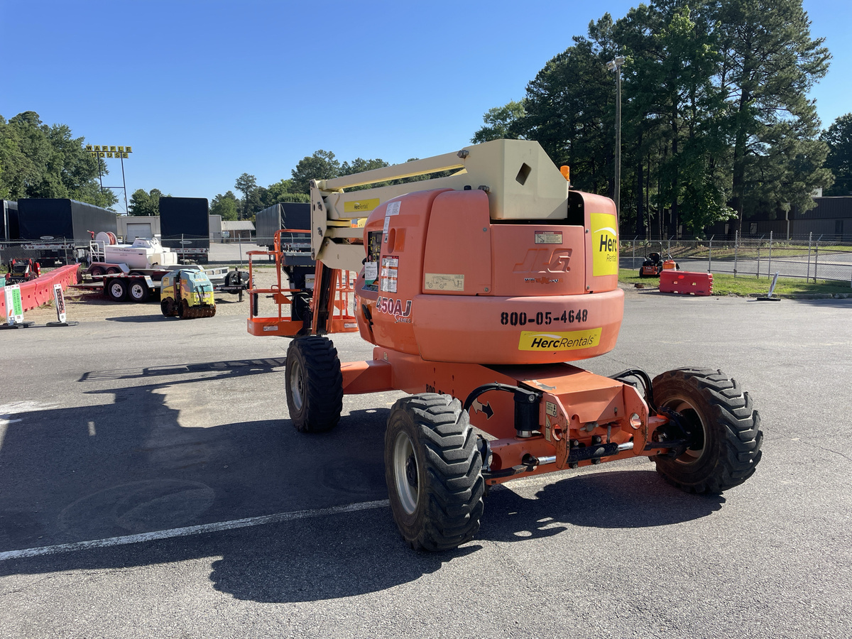 2015 JLG 450AJ-3