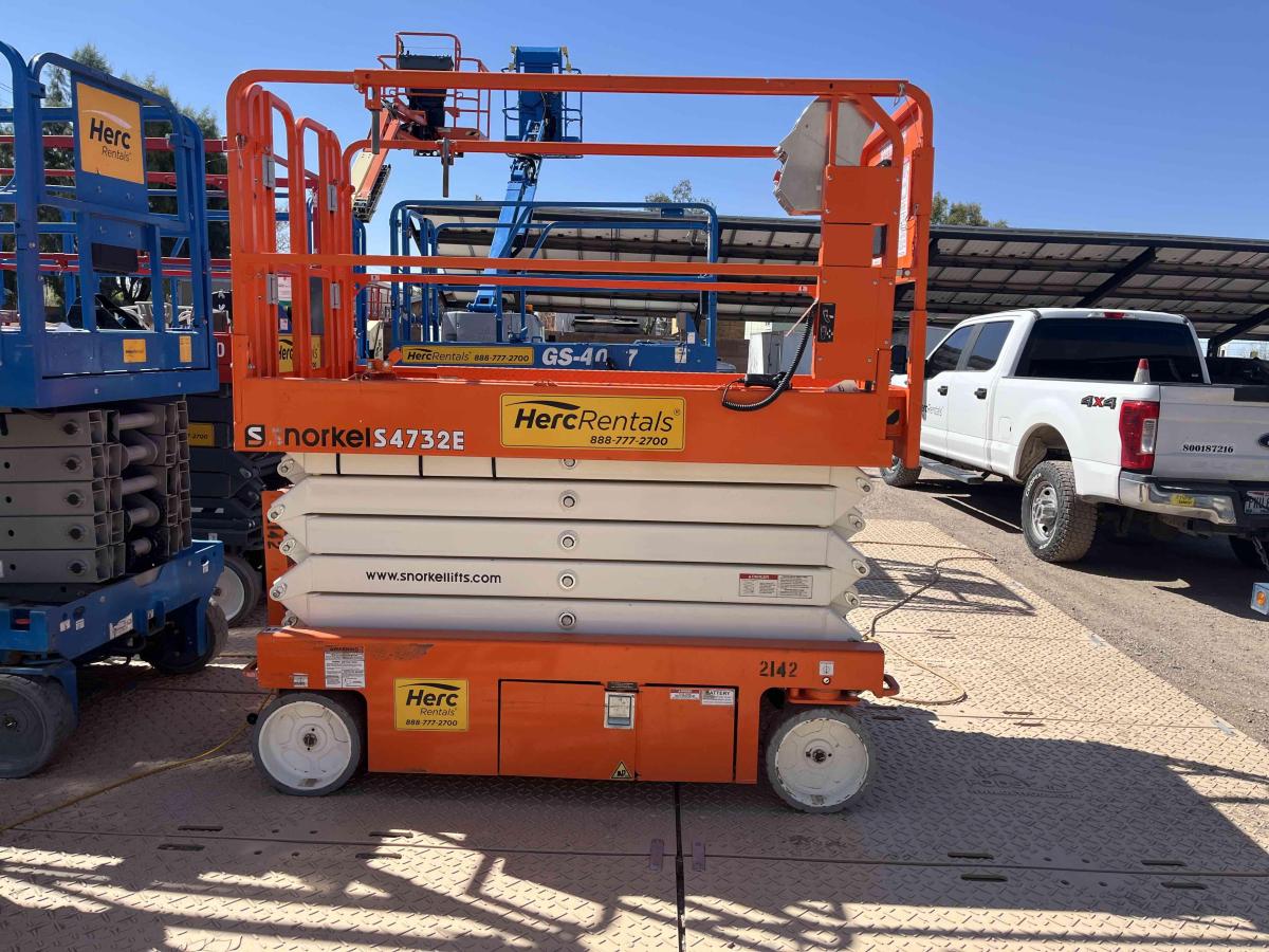 2022 Snorkel S4732E