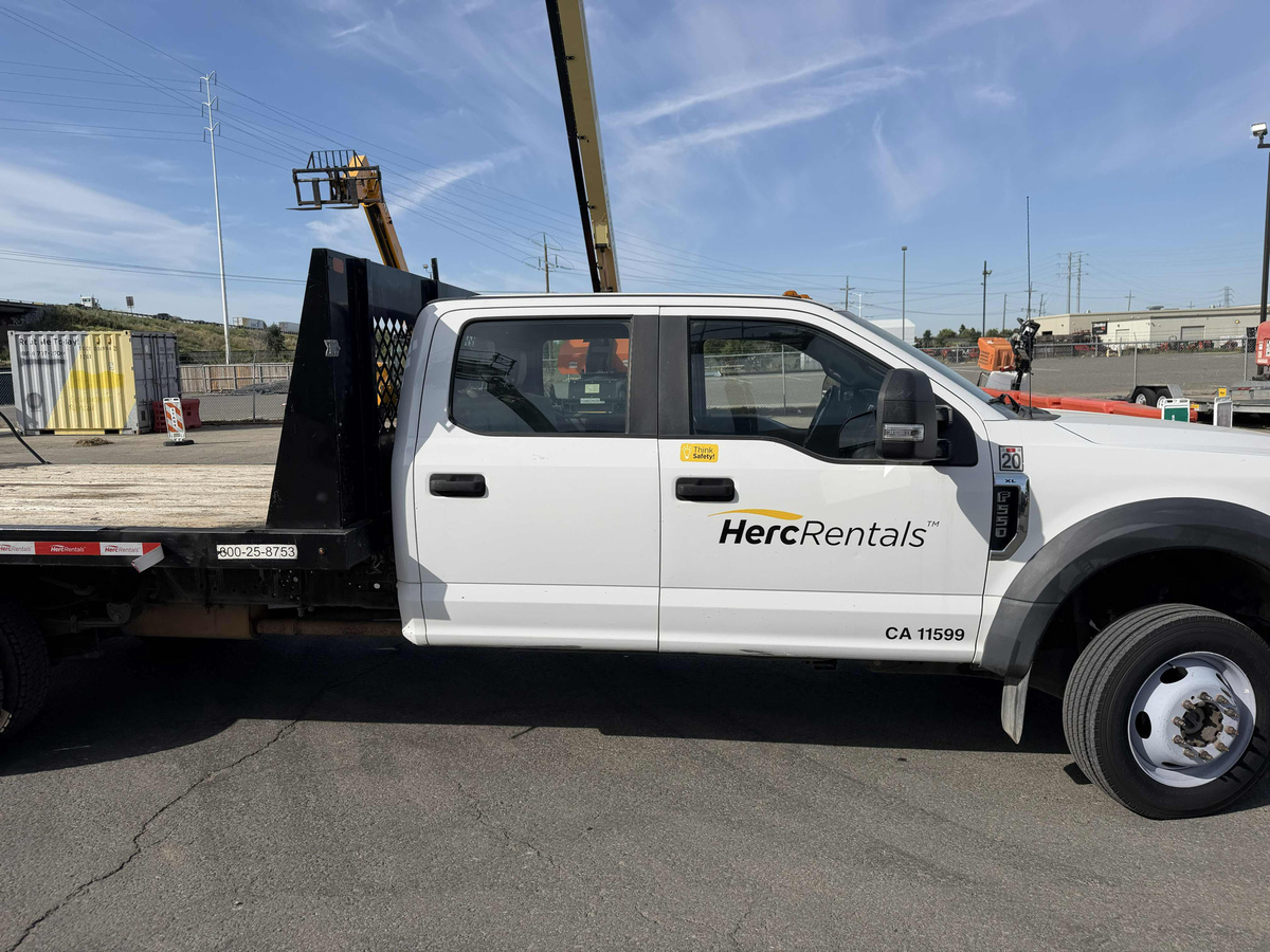 2019 Ford F550-3