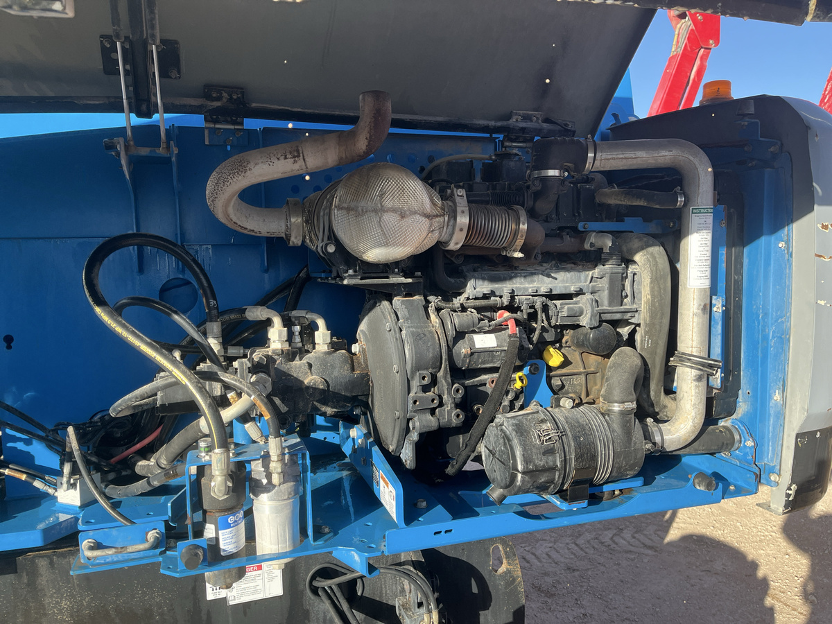 2018 Genie S-65-8