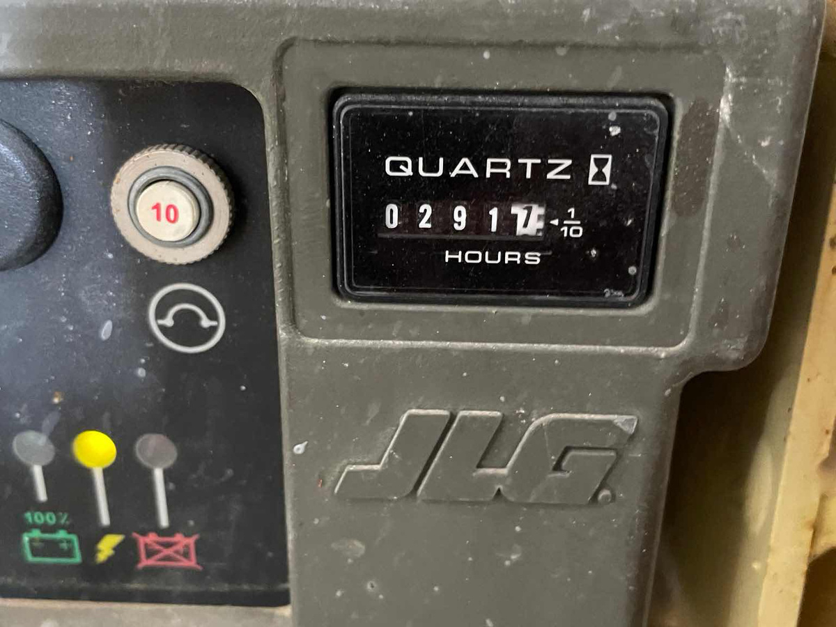 2017 JLG 1230ES-5