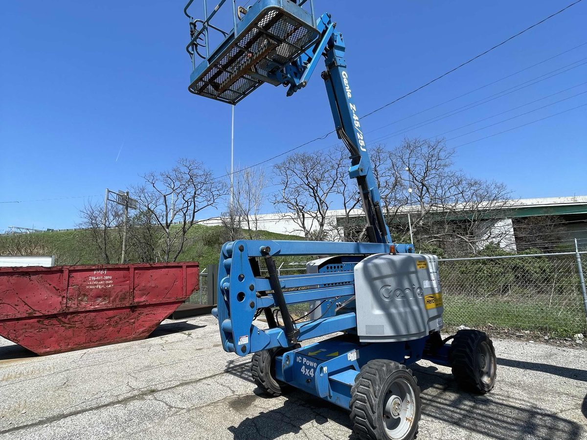 2017 Genie Z-45/25J RT-5