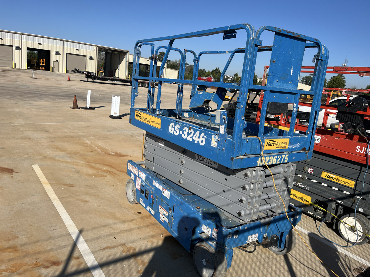 2018 Genie GS-3246-6