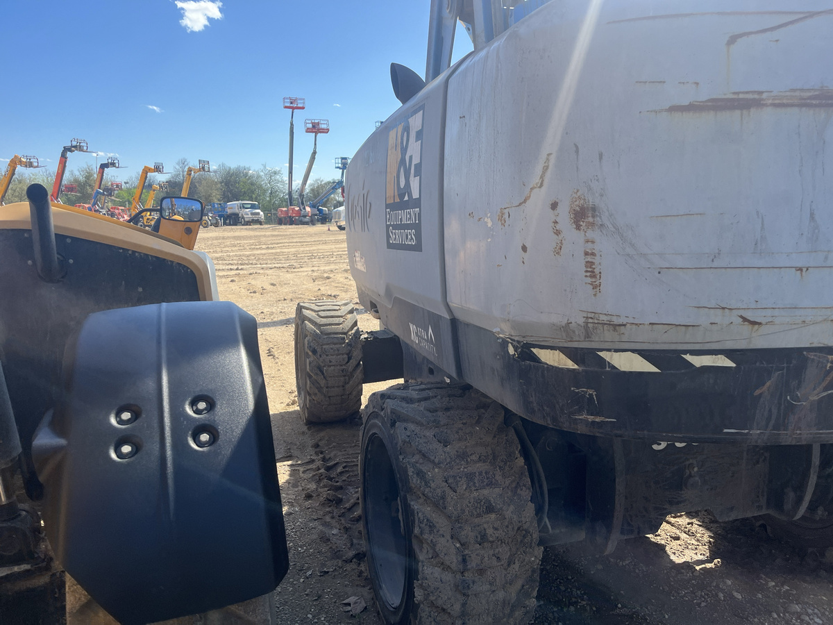 2018 Genie S-85-5