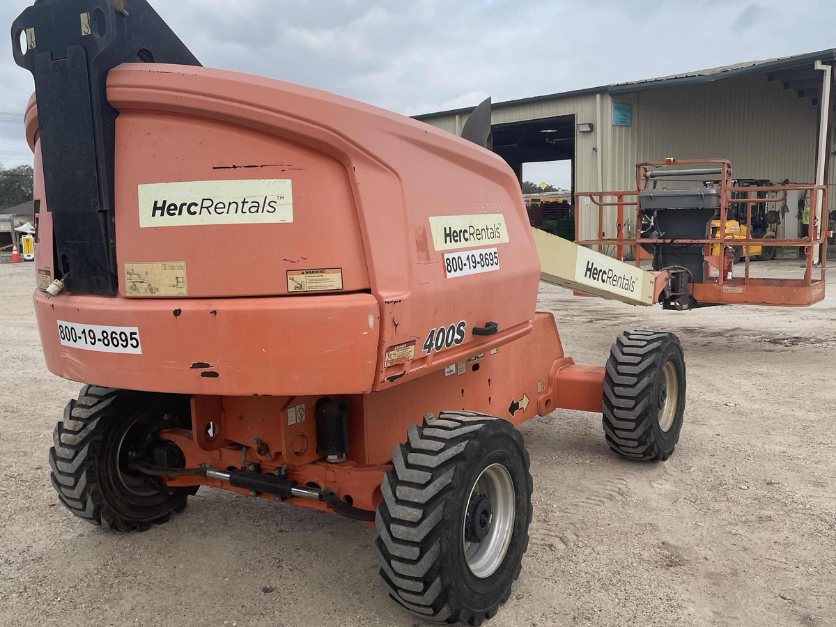 2018 JLG 400S-4