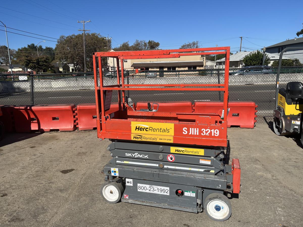 2018 Skyjack SJ3219