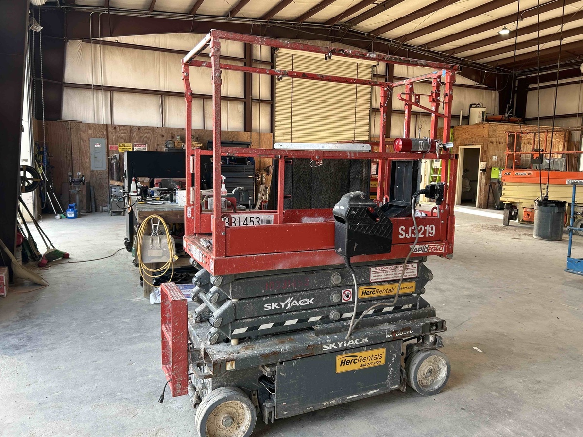 2021 Skyjack SJ3219-4