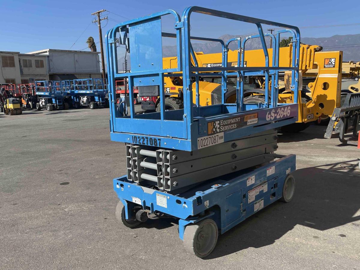 2017 Genie GS-2646