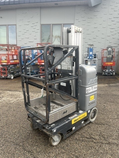 2018 JLG 20MVL