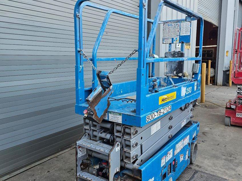 2017 Genie GS-1930