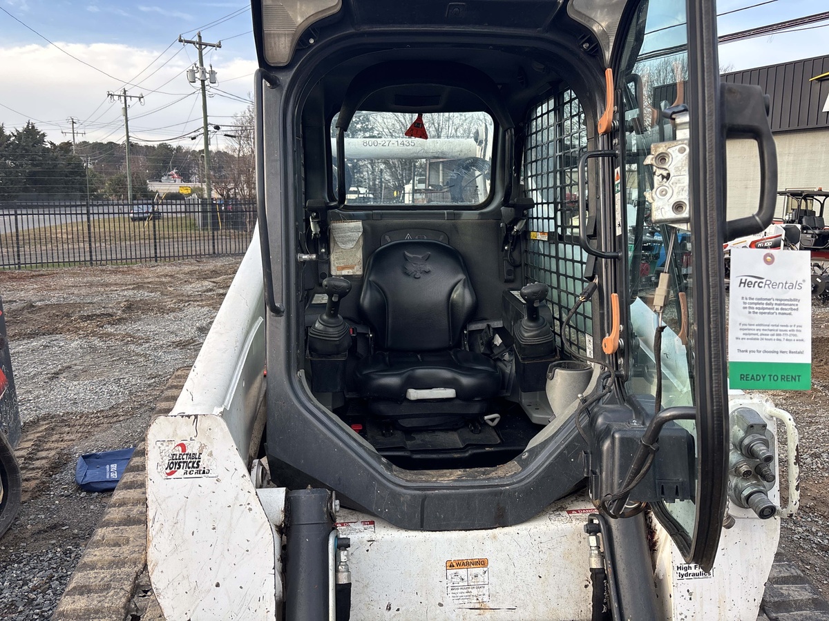 2019 Bobcat T870-5